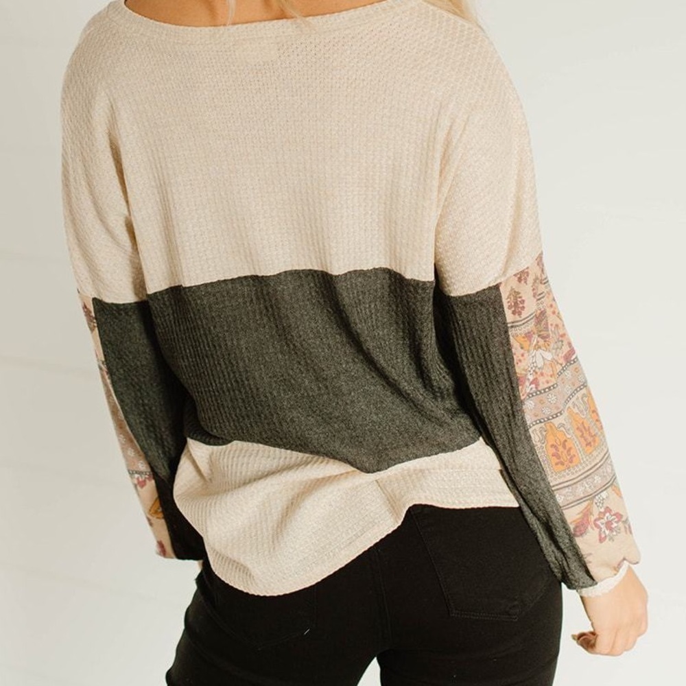 Bohemian Vneck Tunic - Picture 4 of 4